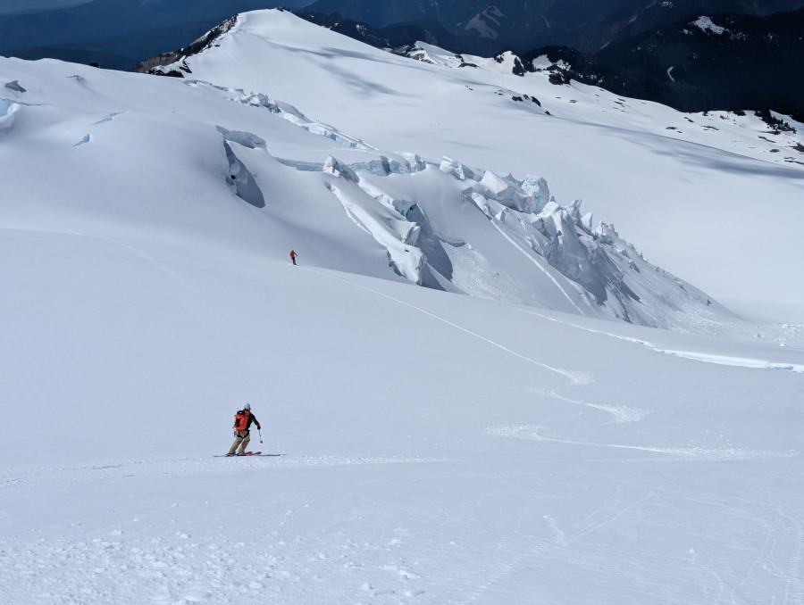 PXL_20240619_201828022 PXL_20240619_201828022